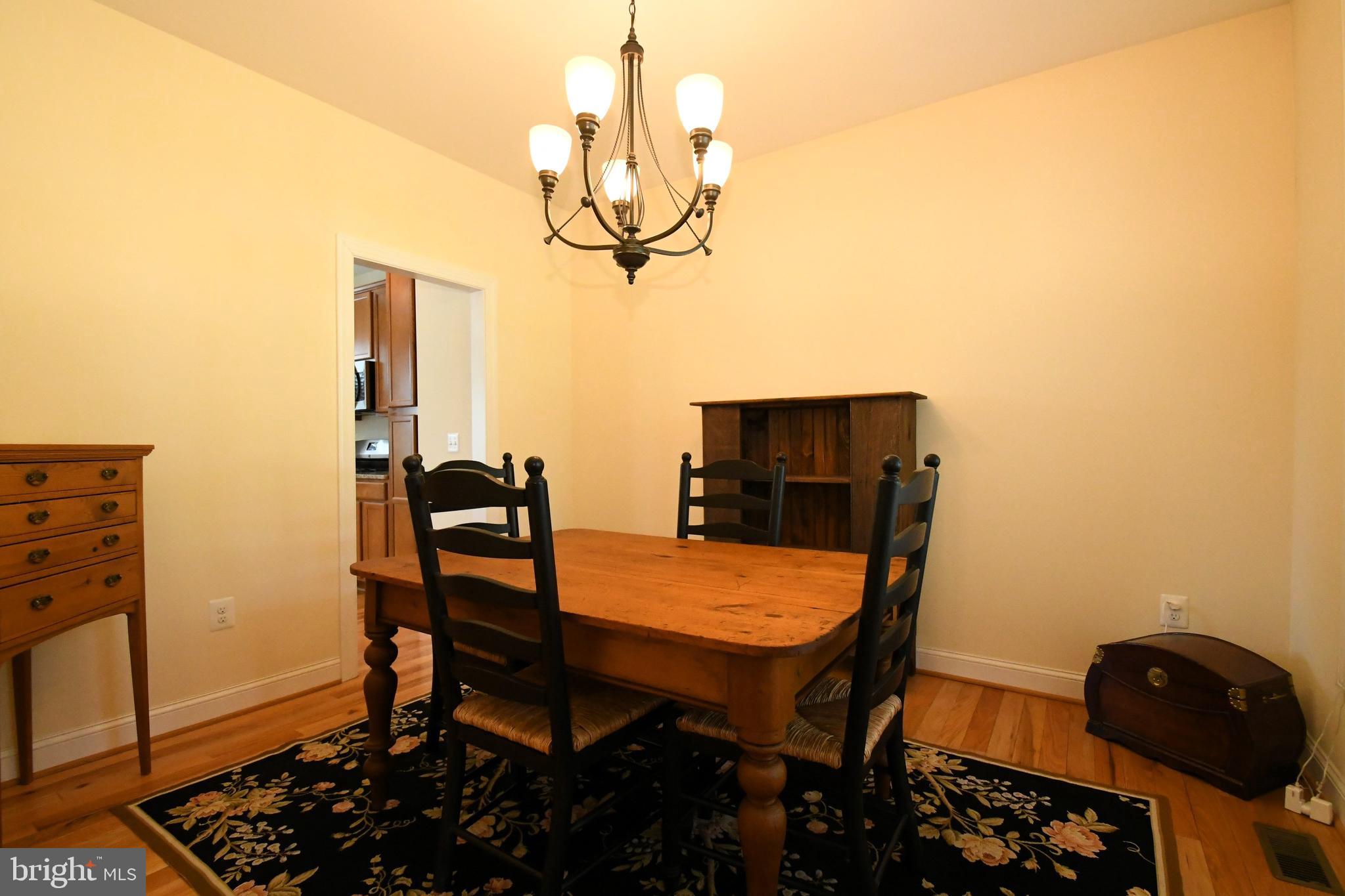 54 Frazier Road Warrenton, VA 20186 - Photo 3 of 17 Dining Room