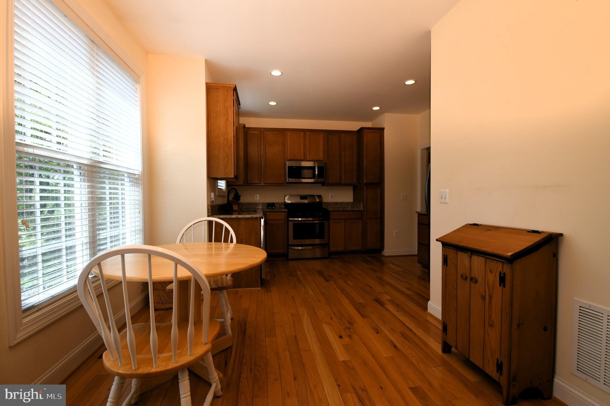 54 Frazier Road Warrenton, VA 20186 - Photo 4 of 17 Breakfast Nook