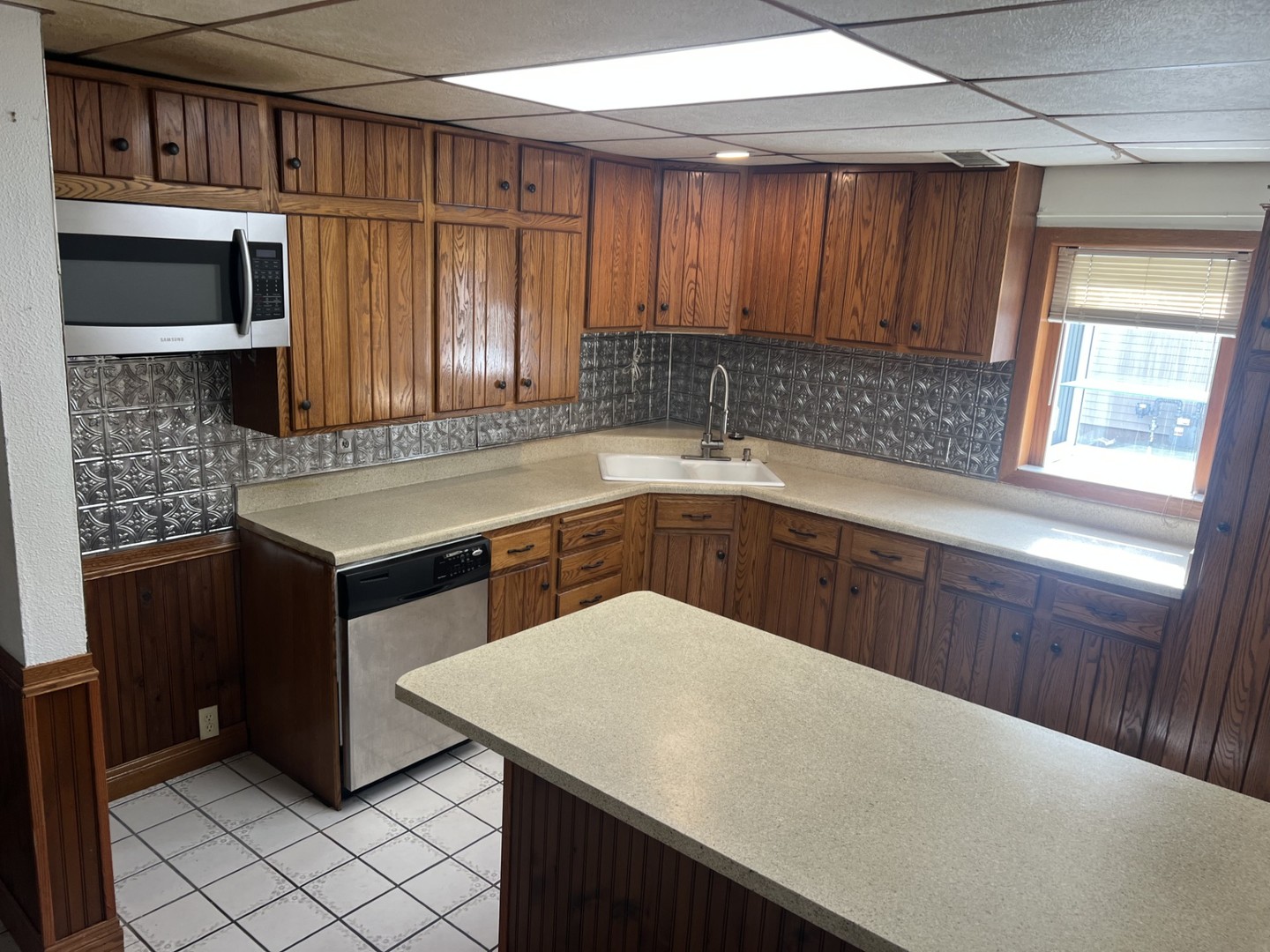 113 4th Street Carbon Cliff, IL 61239 - Photo 9 of 15