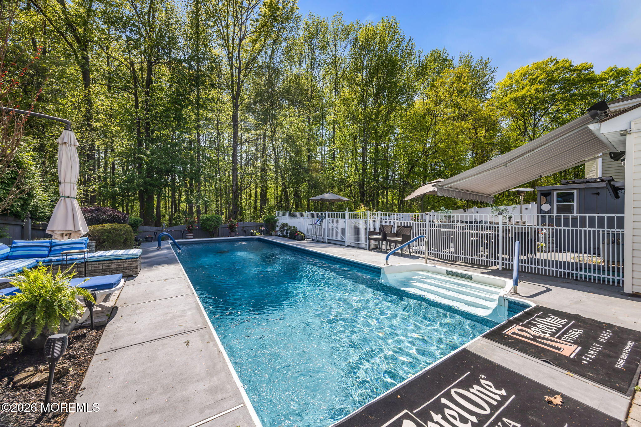 45 Candlewick Court Matawan, NJ 07747 - Photo 32 of 42 39-web-or-mls-2M1A1566