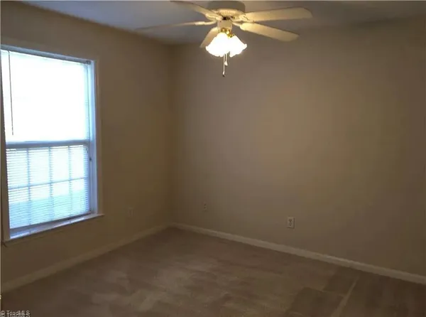 $169,900 | 3721 Morris Farm Drive, Unit 1C, Greensboro, NC 27409