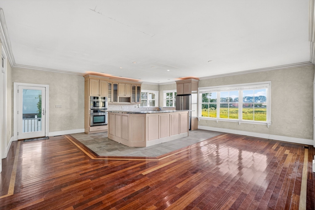 12 Quentin Street Milton, MA 02186 - Photo 16 of 41