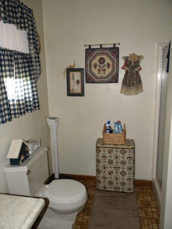 25360 Indian Ridge Road Sterling, IL 61081 - Photo 10 of 21