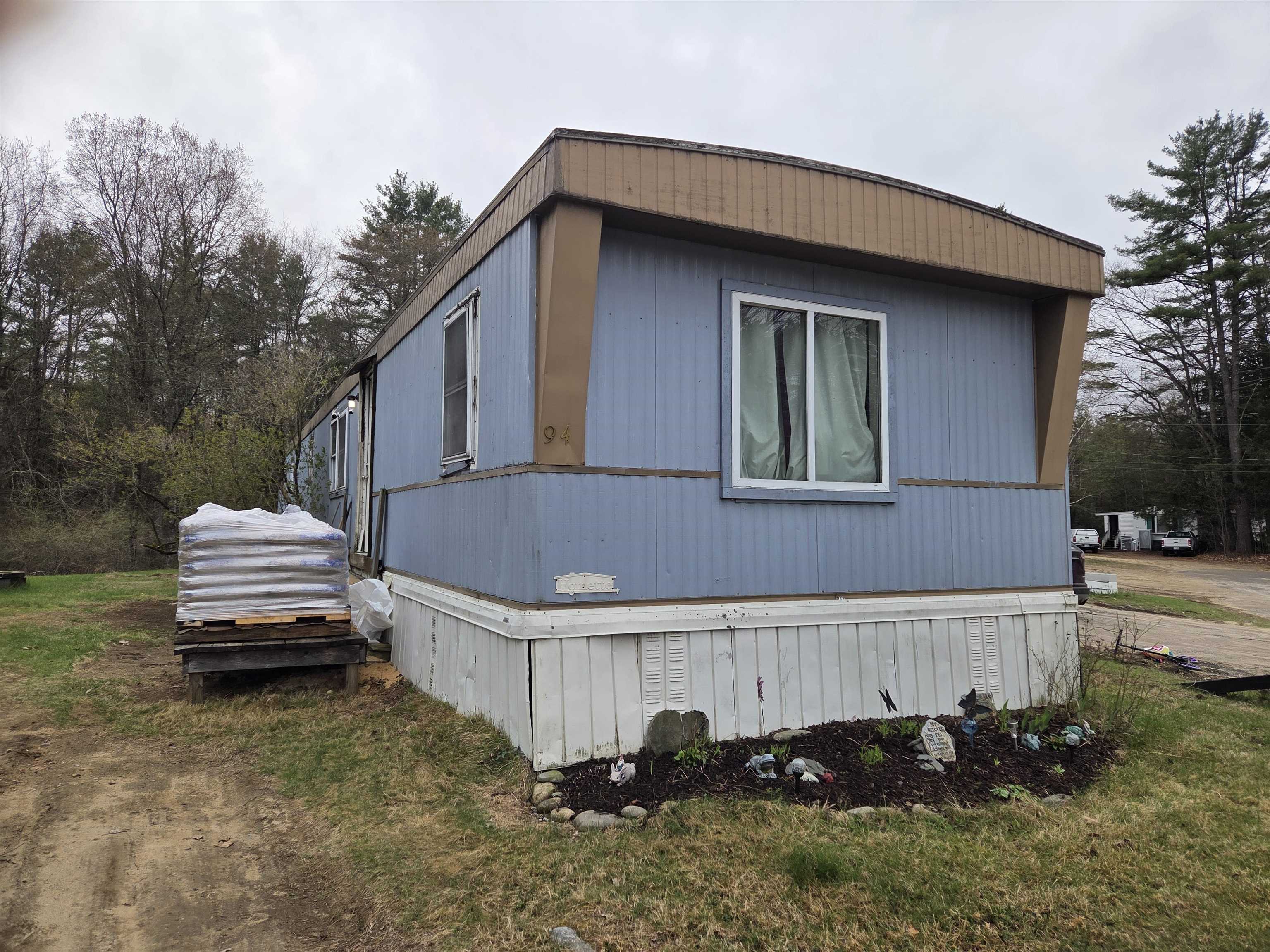 94 Sunset Circle Campton, NH 03223 - Photo 2 of 15