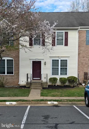 $489,999 | 15721 Lansdale Place, Dumfries, VA 22025