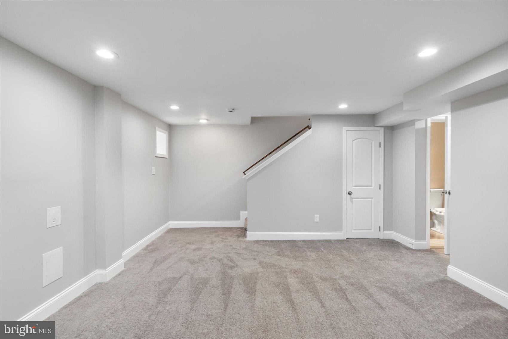 2901 Edison Highway Baltimore, MD 21213 - Photo 23 of 52 a view of an empty room