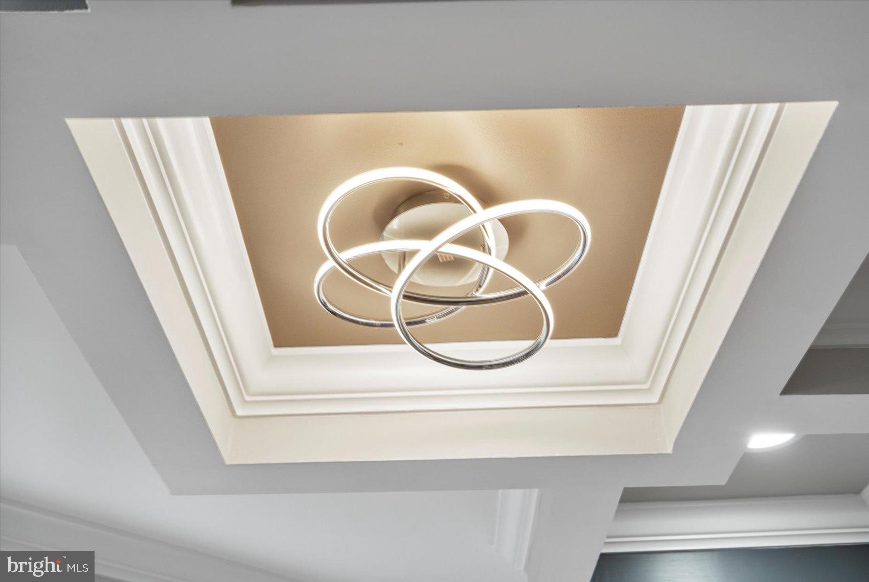 2901 Edison Highway Baltimore, MD 21213 - Photo 5 of 52 a washer and dryer sitting next to a window