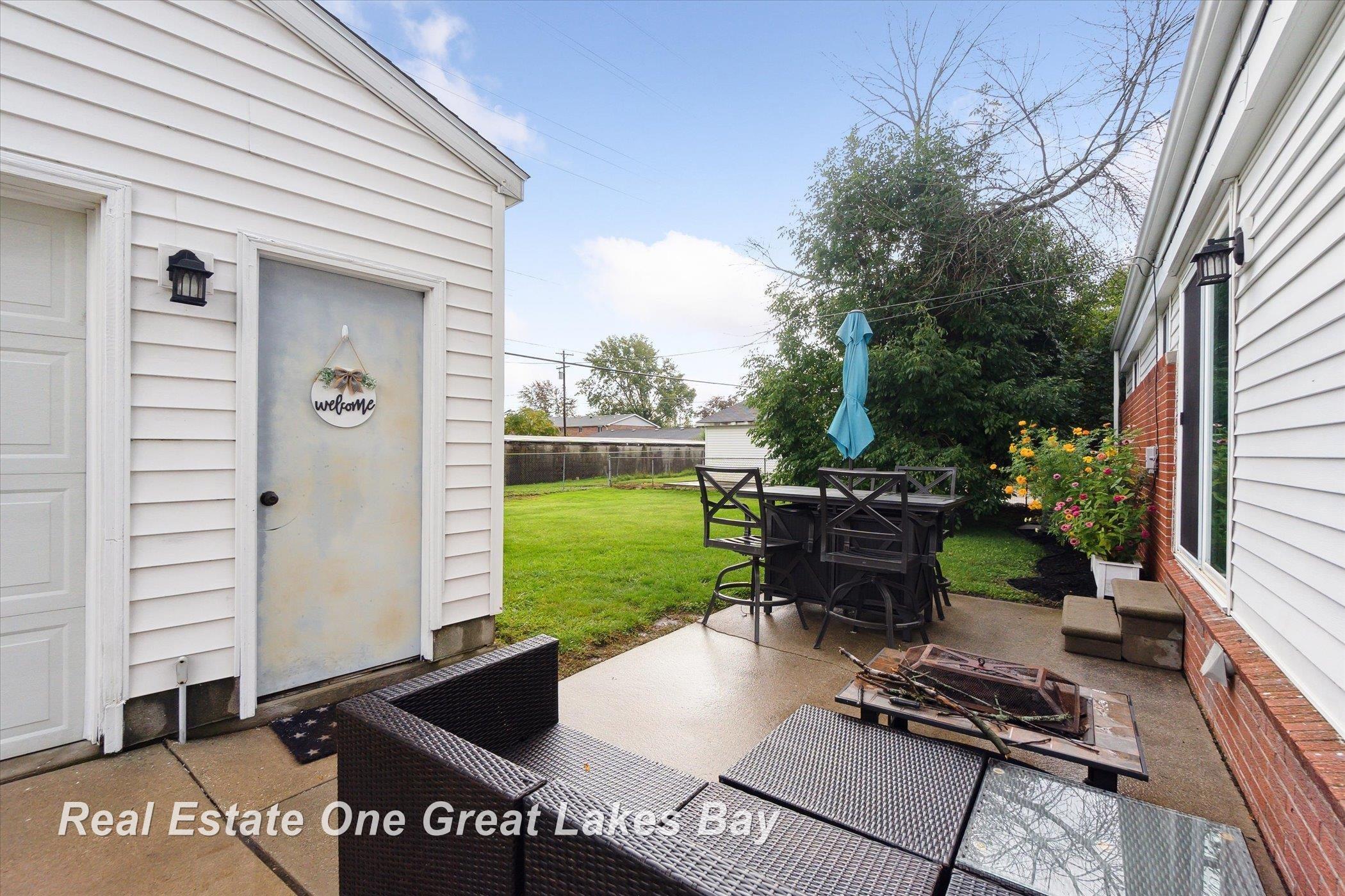 2270 Anderson Road Saginaw, MI 48603 - Photo 19 of 26 50181514-436c1c1b-85f0-4f15-9e94-027863f15871.JPG