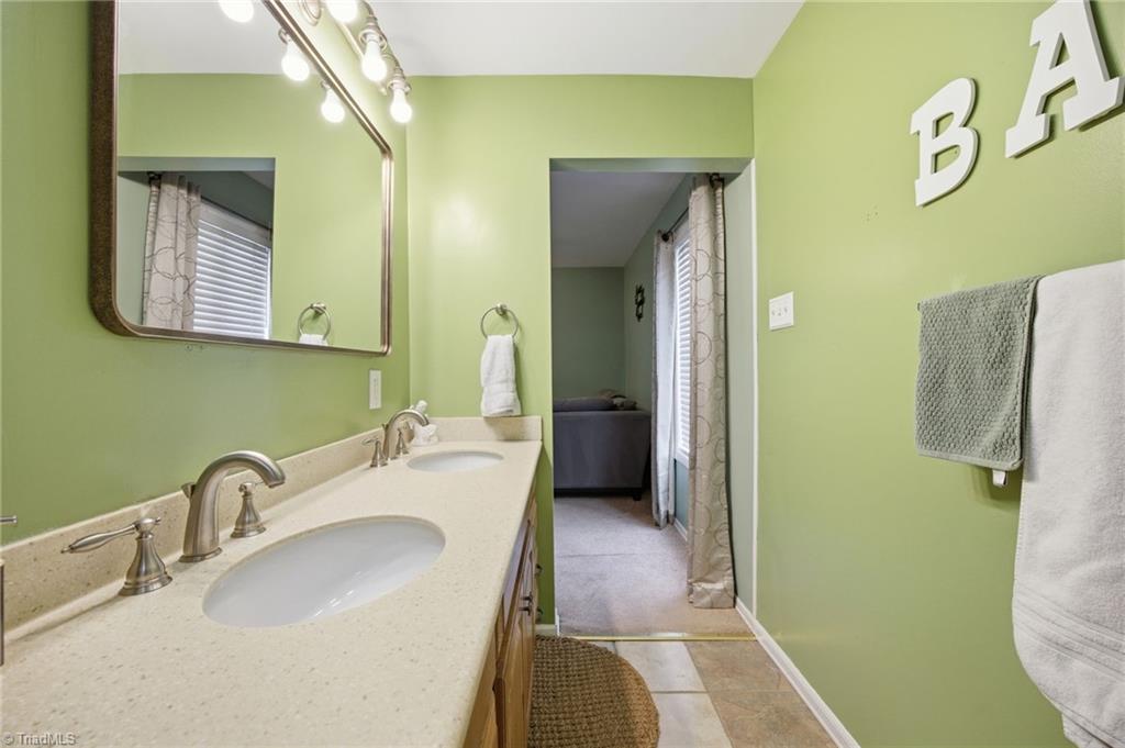 1702 North Hamilton Street, Unit G High Point, NC 27262 - Photo 17 of 24