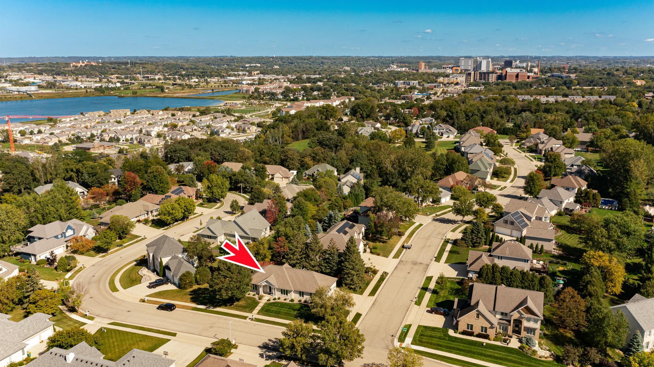 360 Wimbledon Hills Drive Southwest Rochester, MN 55902 - Photo 5 of 43