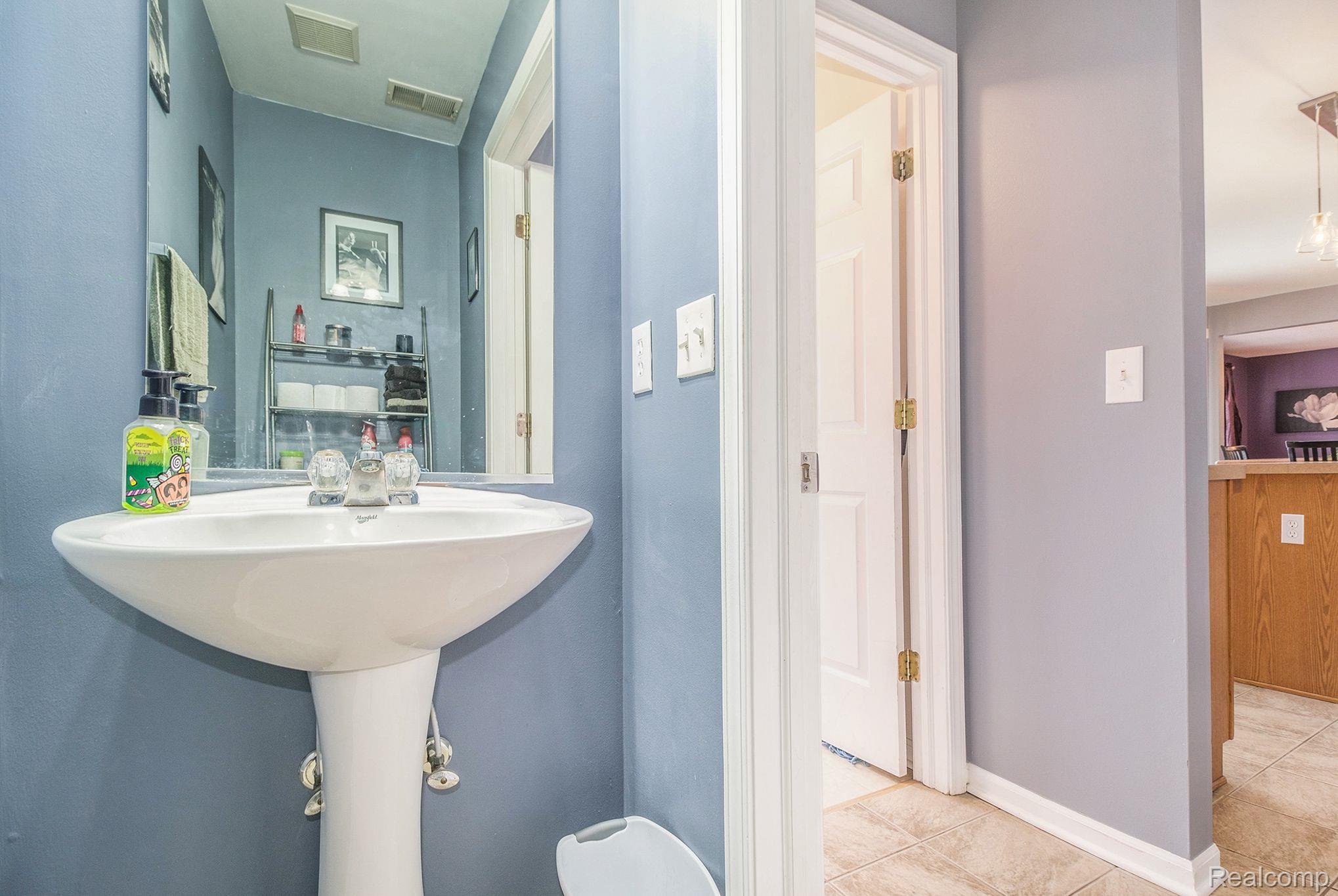 871 Deer Valley Road Holly, MI 48442 - Photo 11 of 27 Gallery Image 11