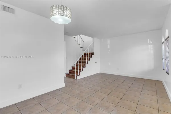 $3,100 | 5240 Northwest 109th Avenue, Unit 4, Doral, FL 33178