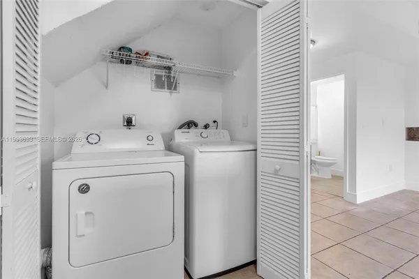 $3,100 | 5240 Northwest 109th Avenue, Unit 4, Doral, FL 33178