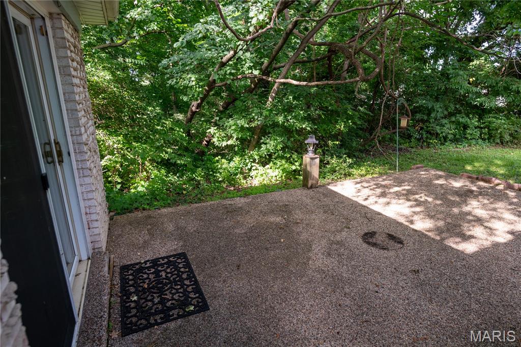 258 Ridge Trail Drive Chesterfield, MO 63017 - Photo 33 of 37