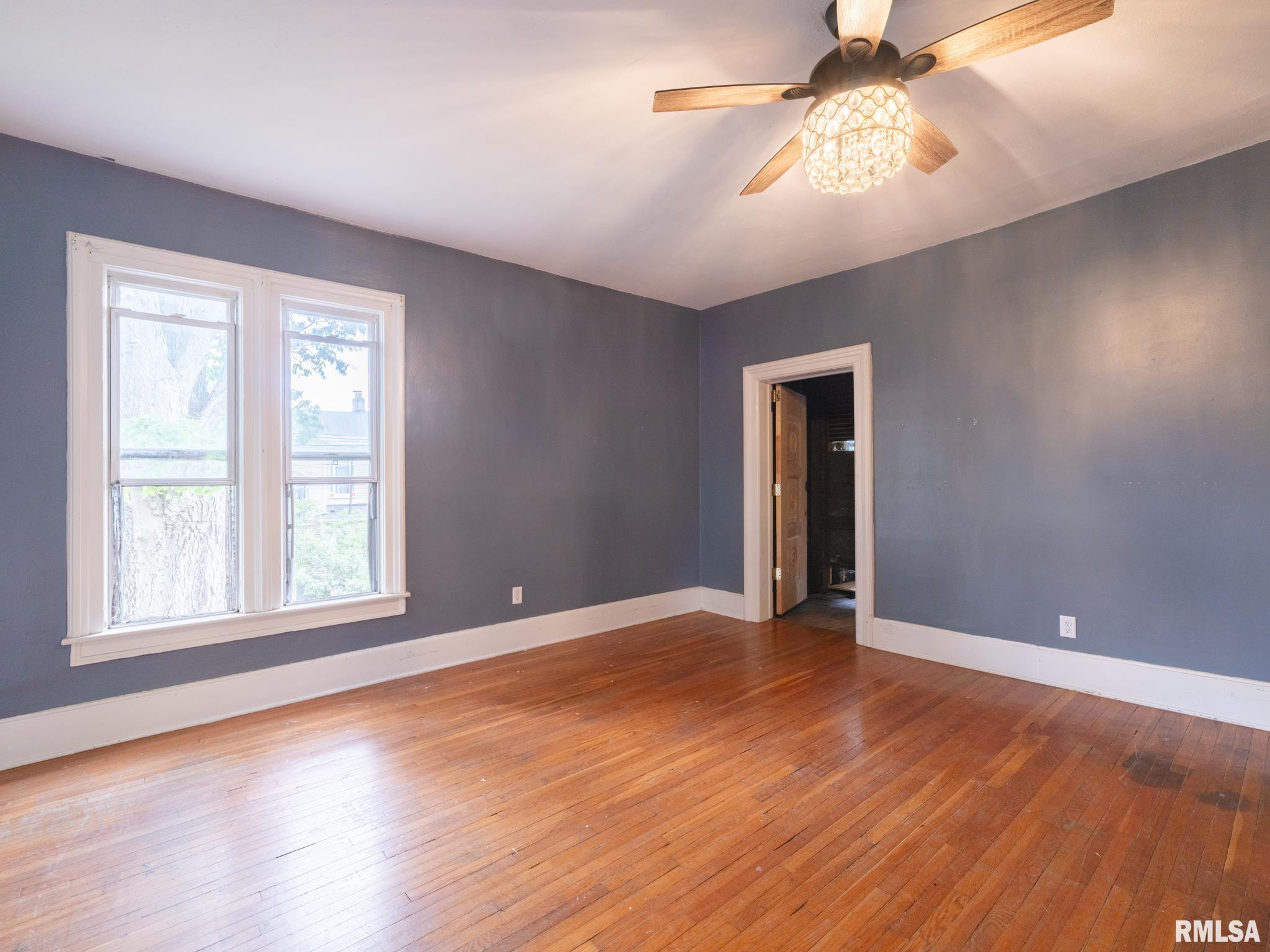 715 North 4th Street Pekin, IL 61554 - Photo 26 of 41
