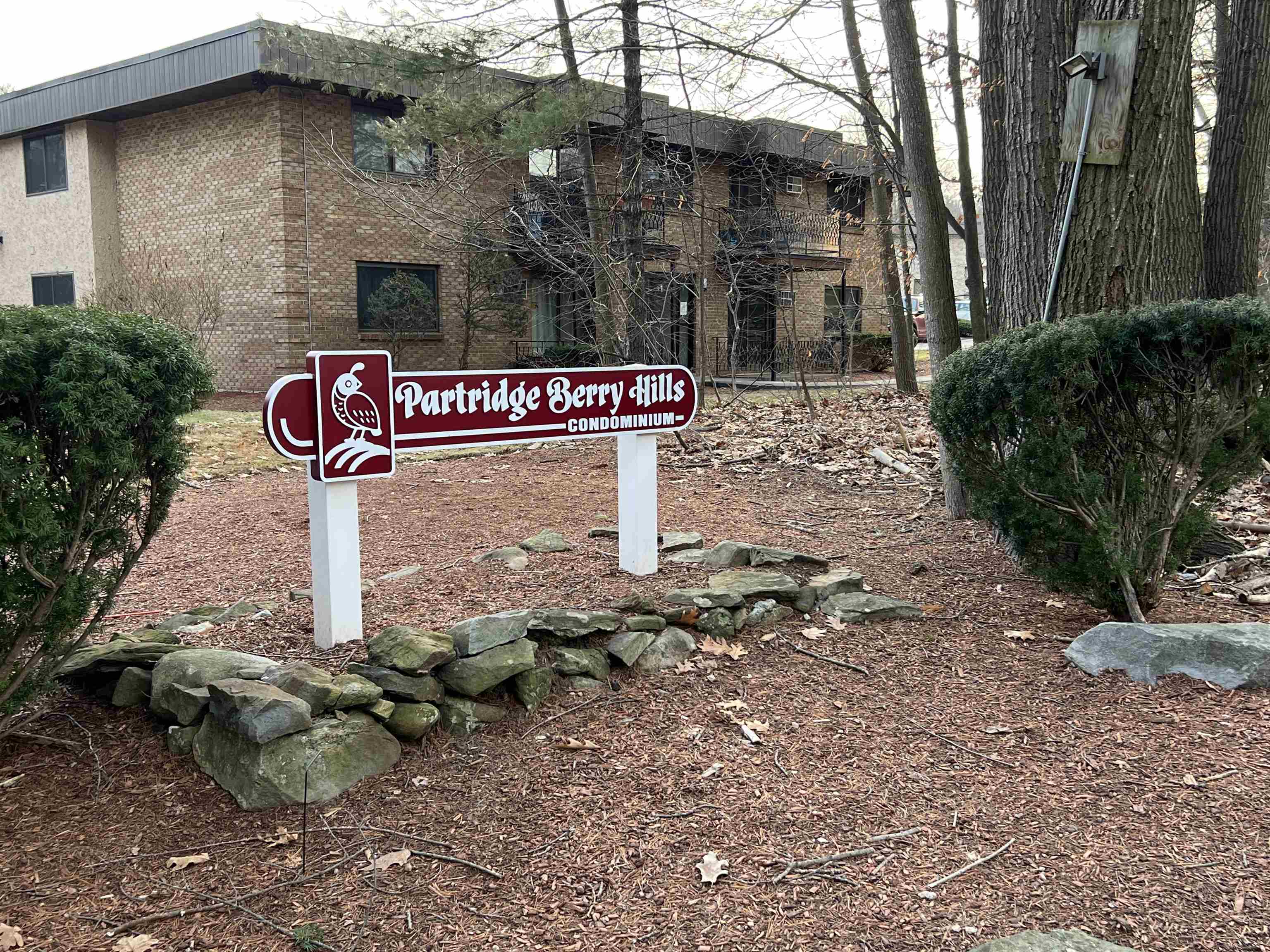 12 Strawberry Bank Road, Unit 18 Nashua, NH 03062 - Photo 15 of 19 Gallery Image 15