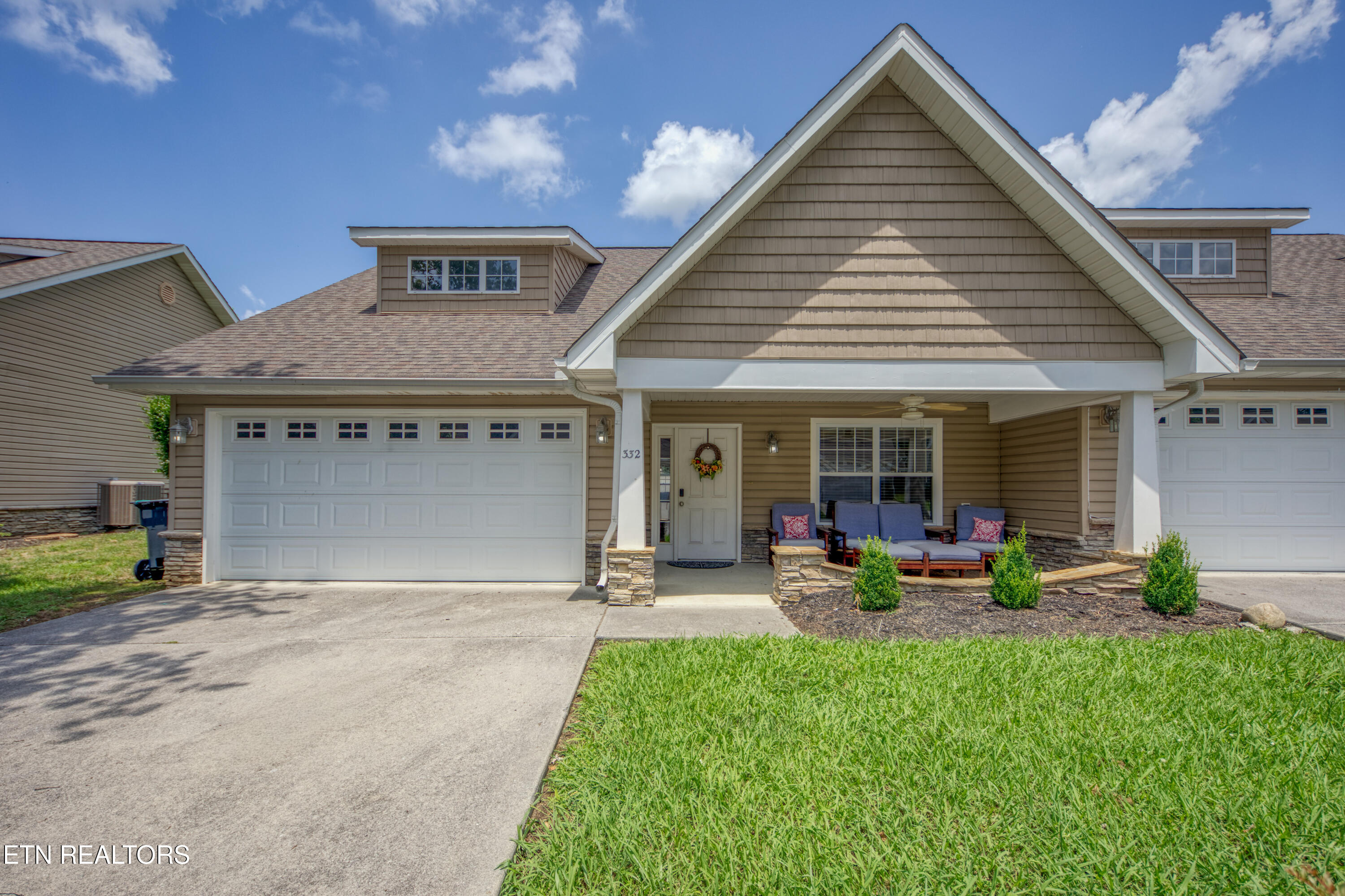 332 Meriwether Way Pigeon Forge, TN 37863 - Photo 1 of 26 0H3A8681_97