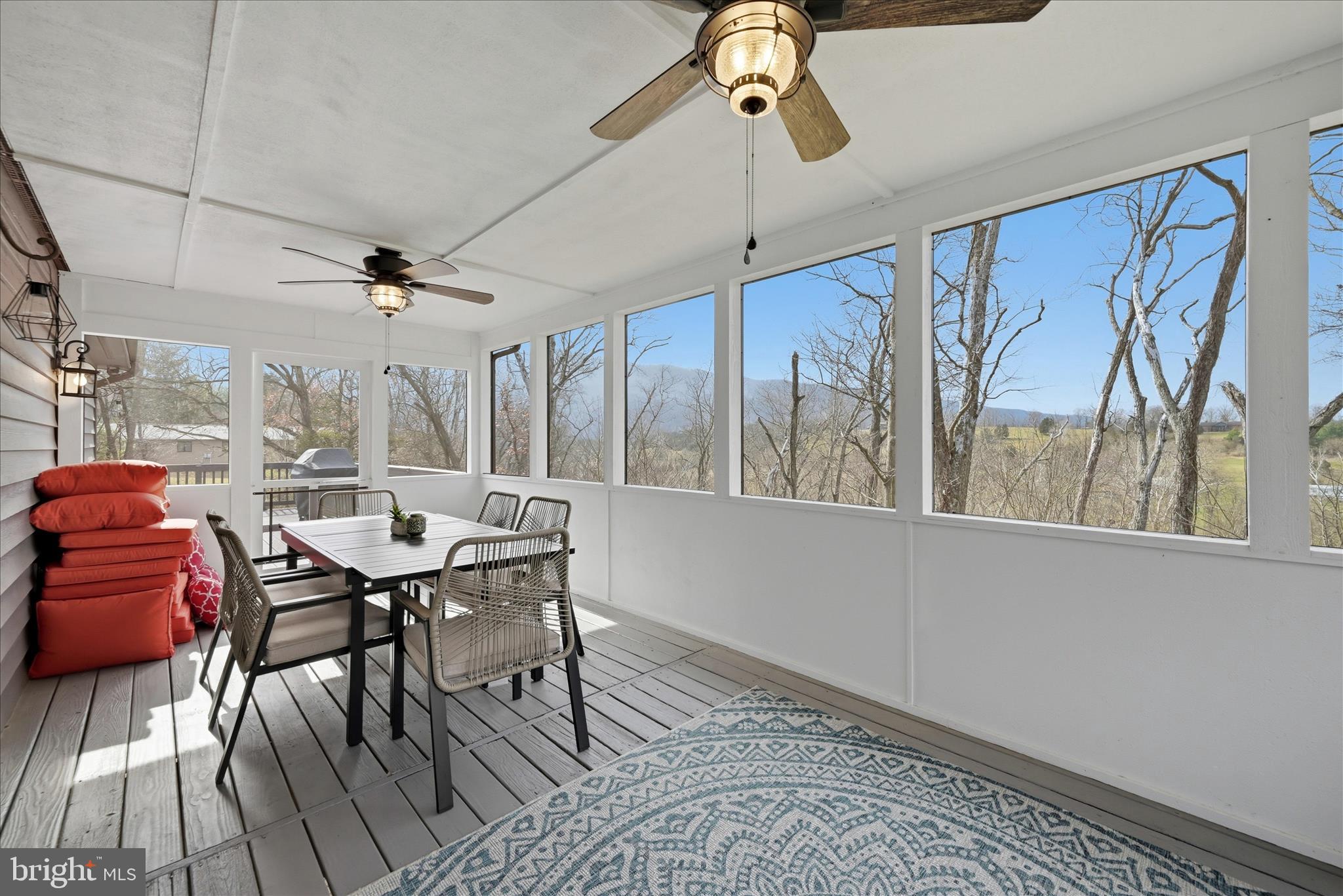 325 Fox Ridge Drive Strasburg, VA 22657 - Photo 27 of 73 Sun Room