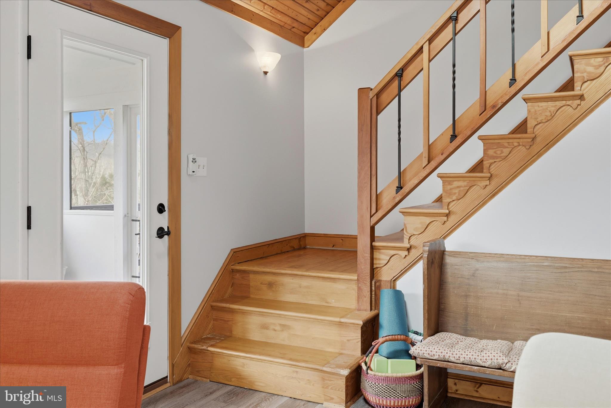 325 Fox Ridge Drive Strasburg, VA 22657 - Photo 28 of 73 Stairs