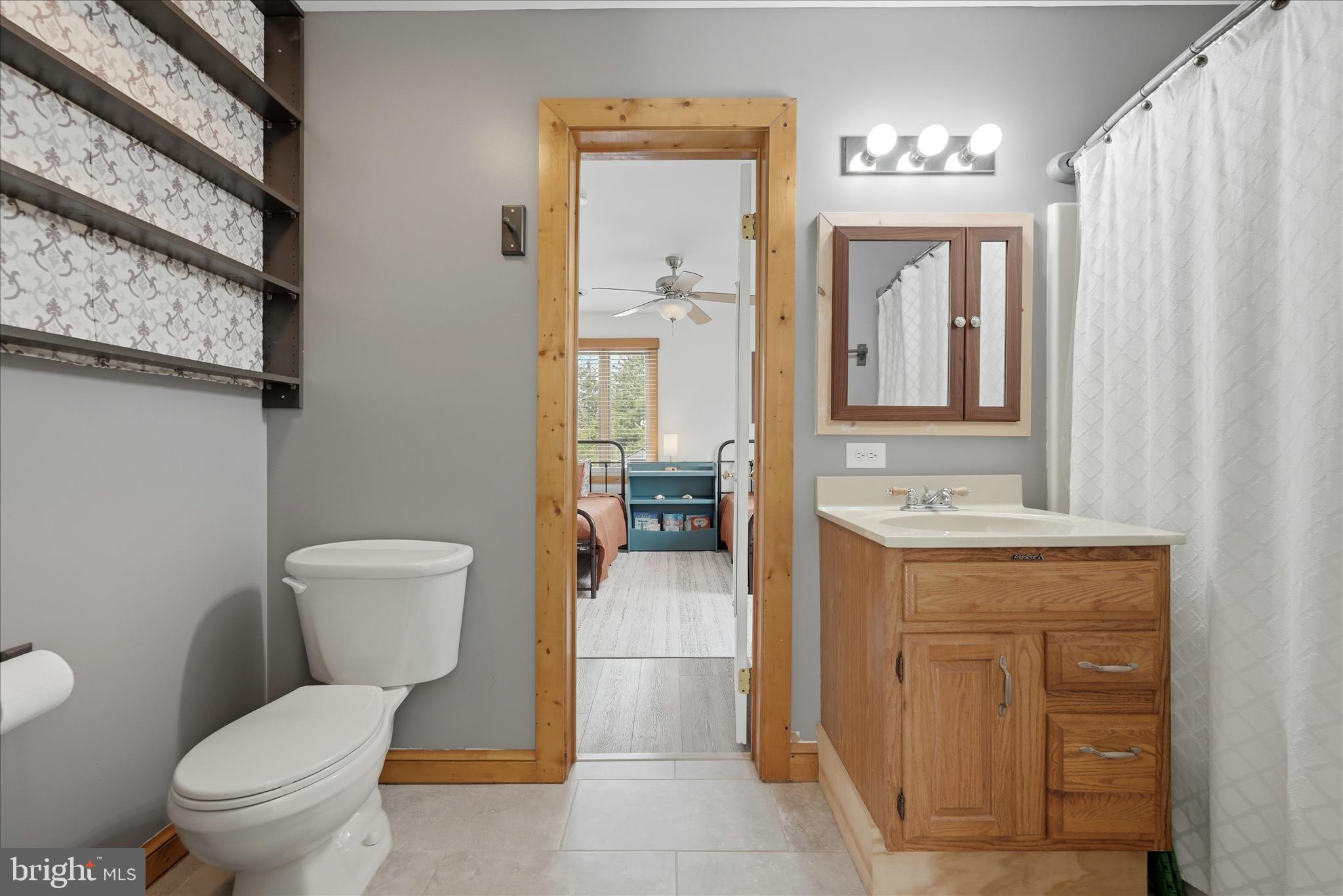 325 Fox Ridge Drive Strasburg, VA 22657 - Photo 32 of 73 Bathroom