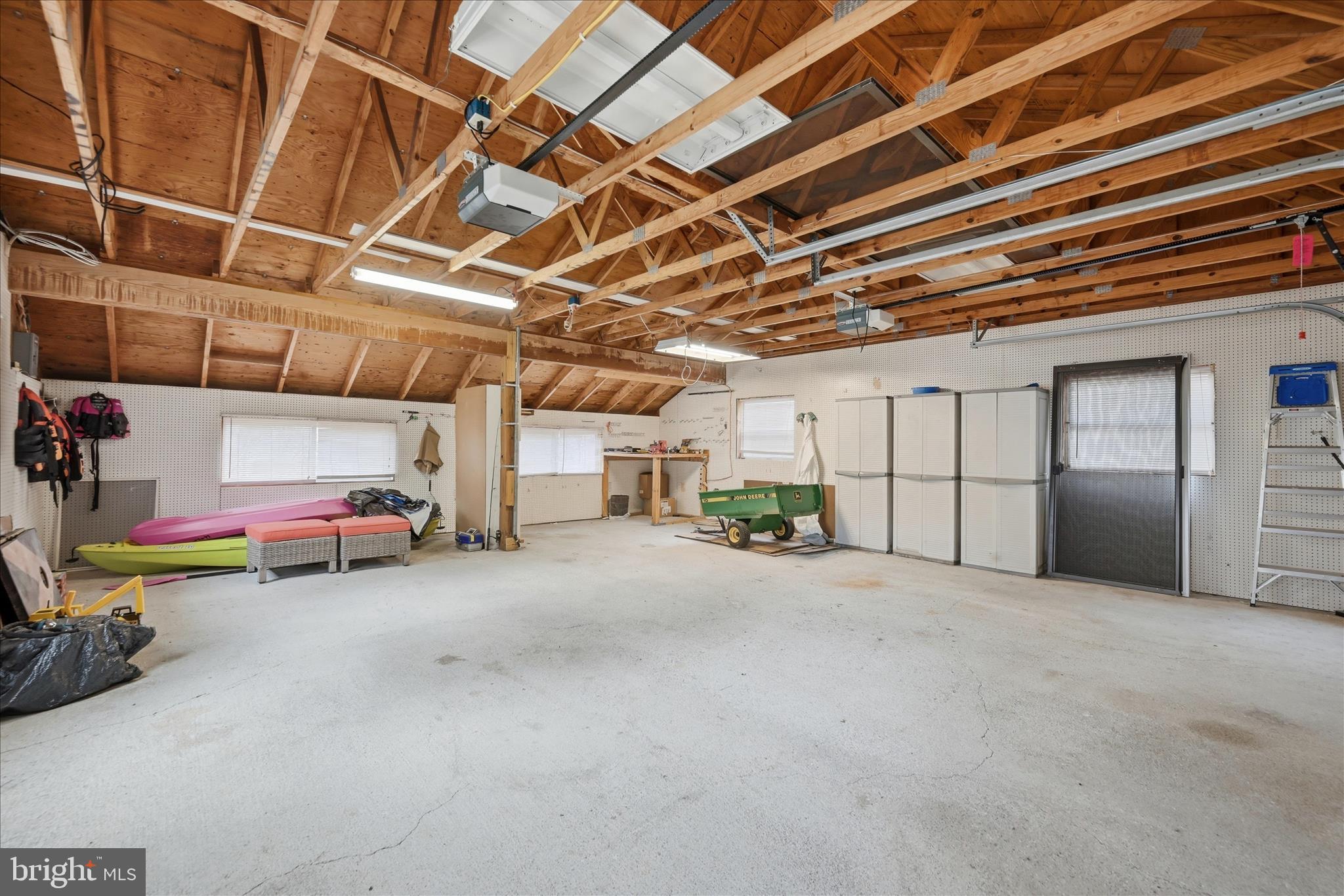 325 Fox Ridge Drive Strasburg, VA 22657 - Photo 54 of 73 Garage