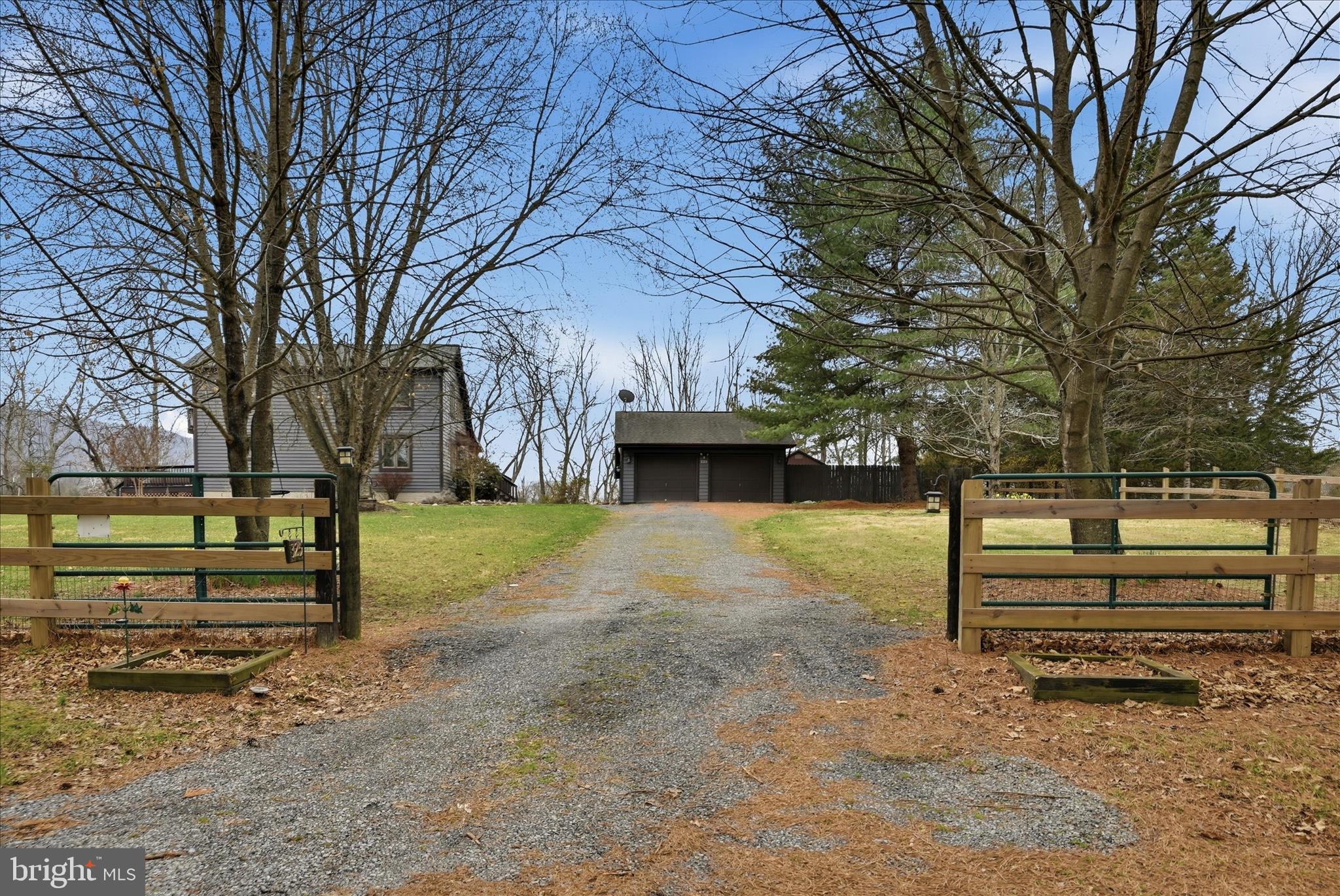 325 Fox Ridge Drive Strasburg, VA 22657 - Photo 62 of 73 Driveway