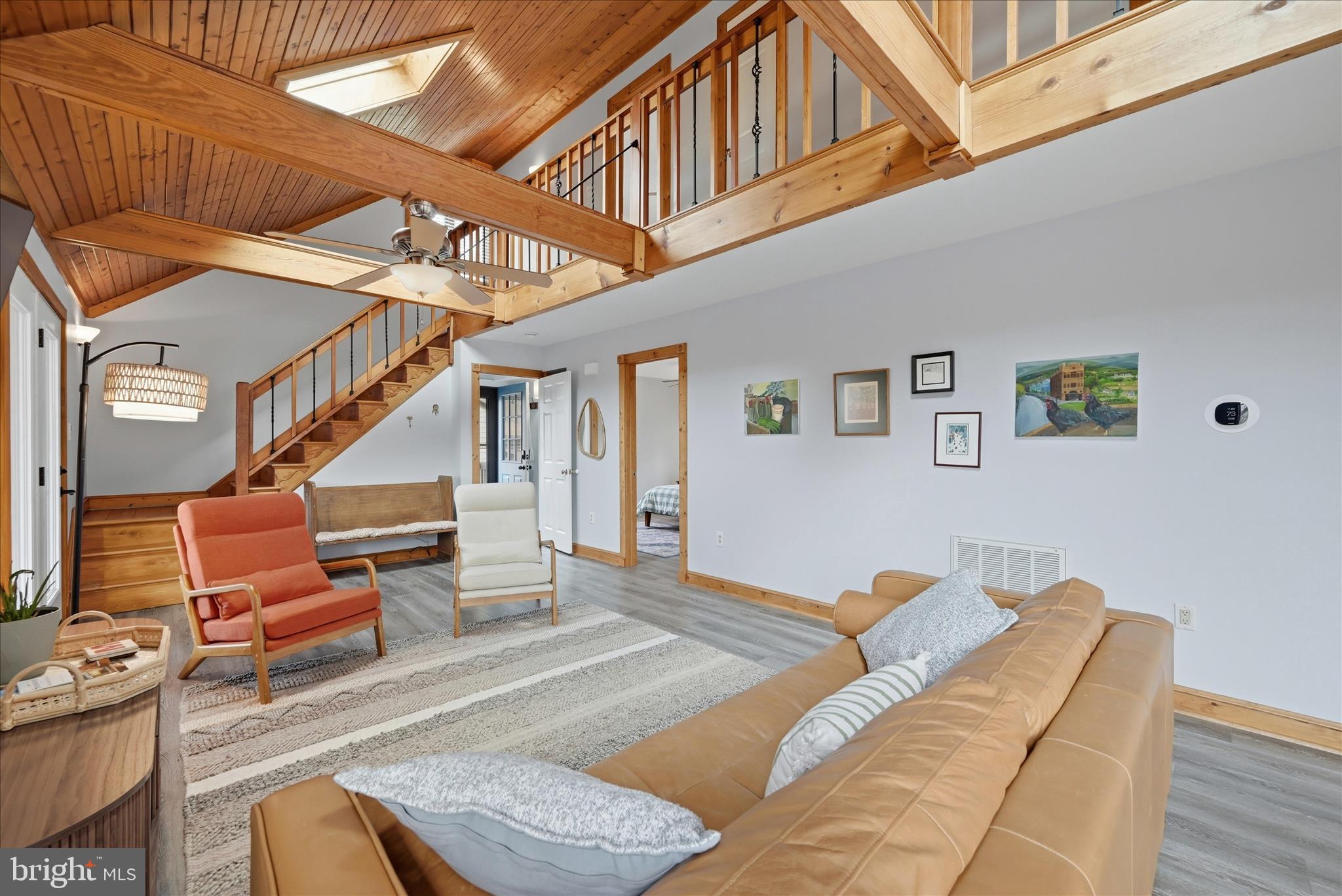 325 Fox Ridge Drive Strasburg, VA 22657 - Photo 10 of 73 Living Room