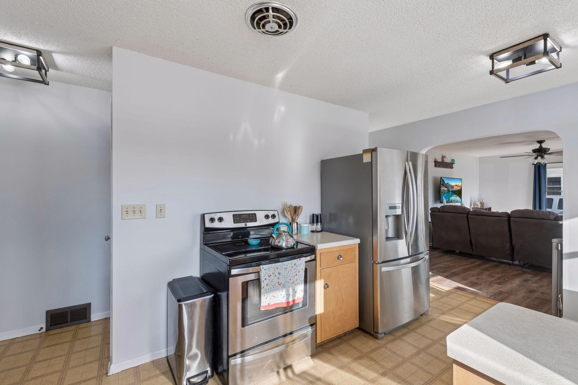 211 Hickory Street South Lester Prairie, MN 55354 - Photo 8 of 19