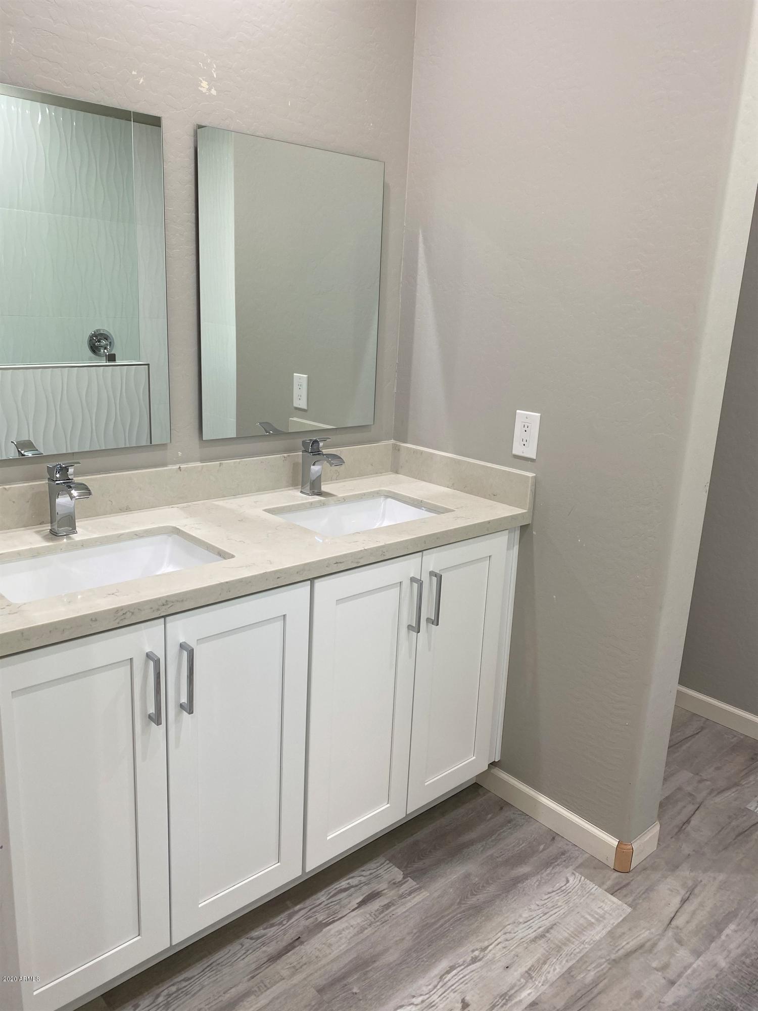 520 West Harwell Rd. Phoenix, AZ 85041 - Photo 13 of 17 lot 68 master vanity