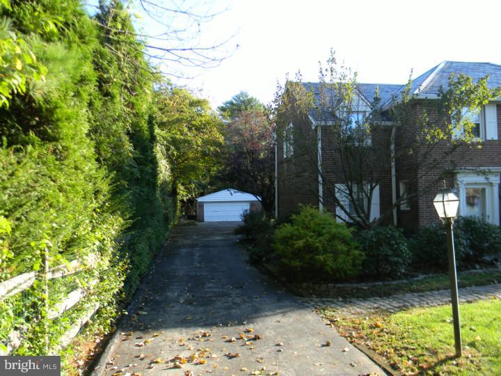 2639 Springfield Road Broomall, PA 19008 - Photo 2 of 12 Gallery Image 2
