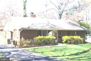 5405 Fremont Street Springfield, VA 22151 - Photo 1 of 30 Exterior (Front)