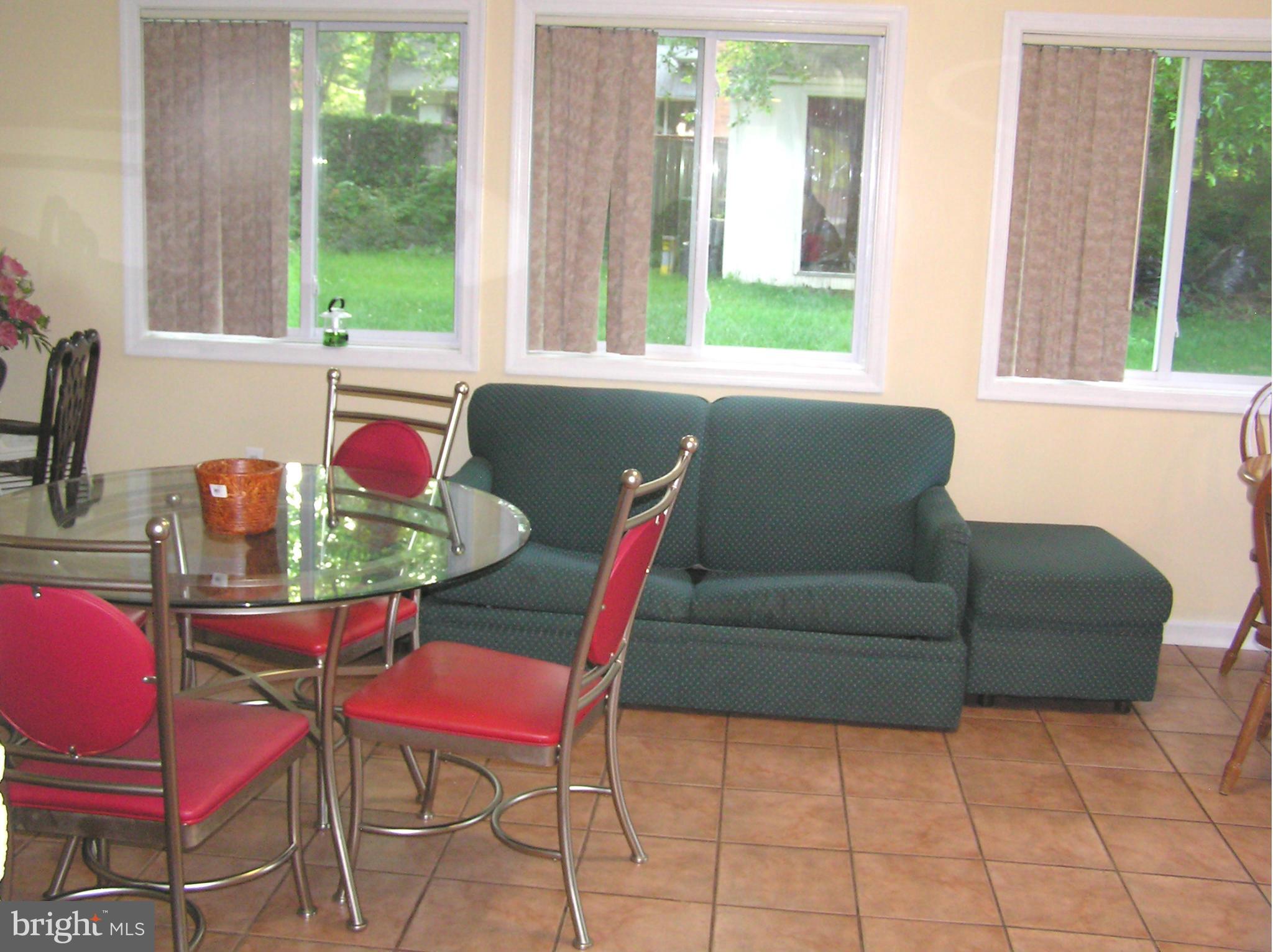 5405 Fremont Street Springfield, VA 22151 - Photo 14 of 30 Sun Room or Family Room
