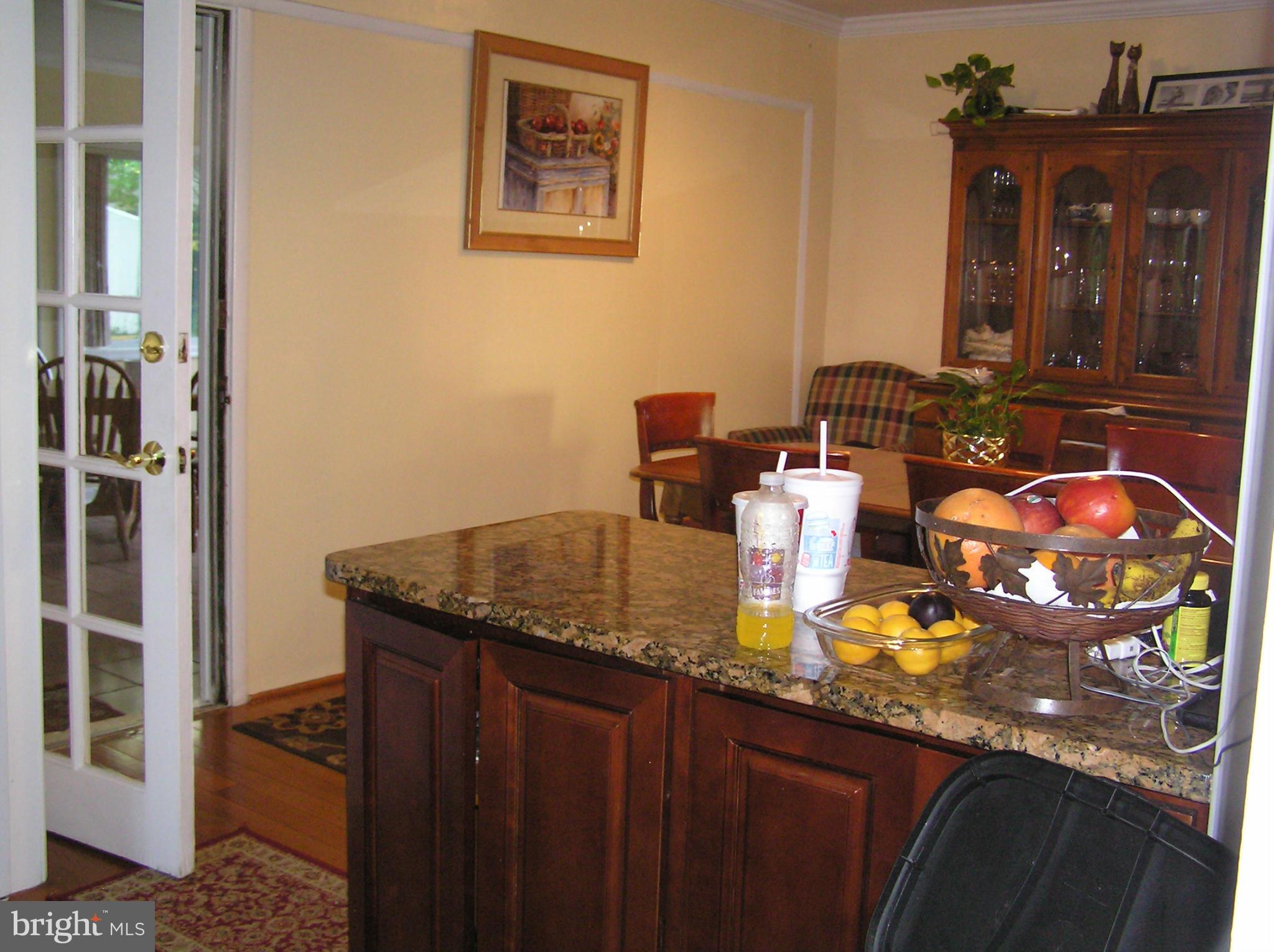 5405 Fremont Street Springfield, VA 22151 - Photo 5 of 30 Kitchen