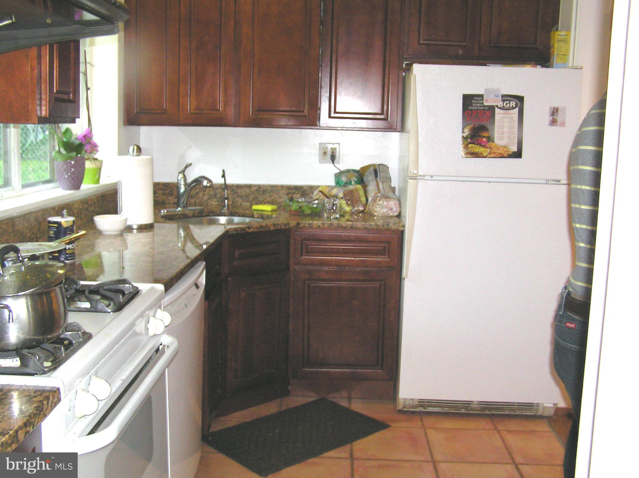 5405 Fremont Street Springfield, VA 22151 - Photo 7 of 30 Upgrade Kitchen