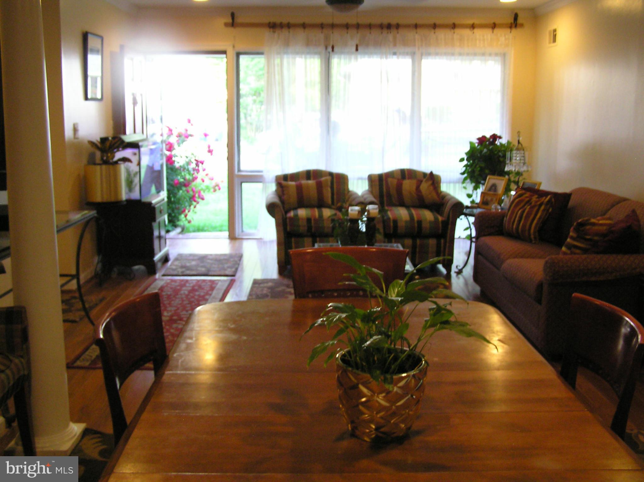 5405 Fremont Street Springfield, VA 22151 - Photo 10 of 30 Dining Room