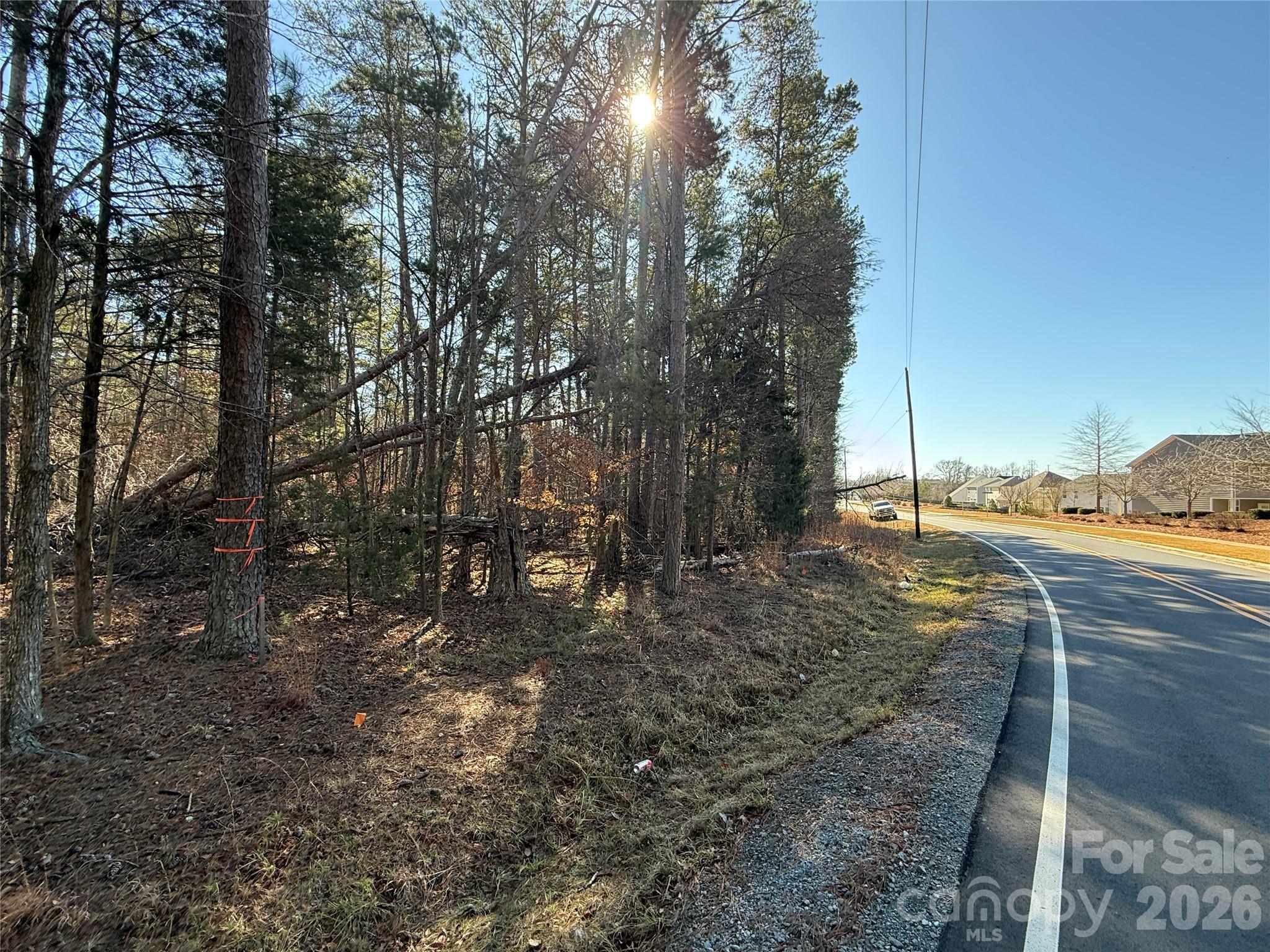 15425 Thomas Road Charlotte, NC 28278 - Photo 2 of 4