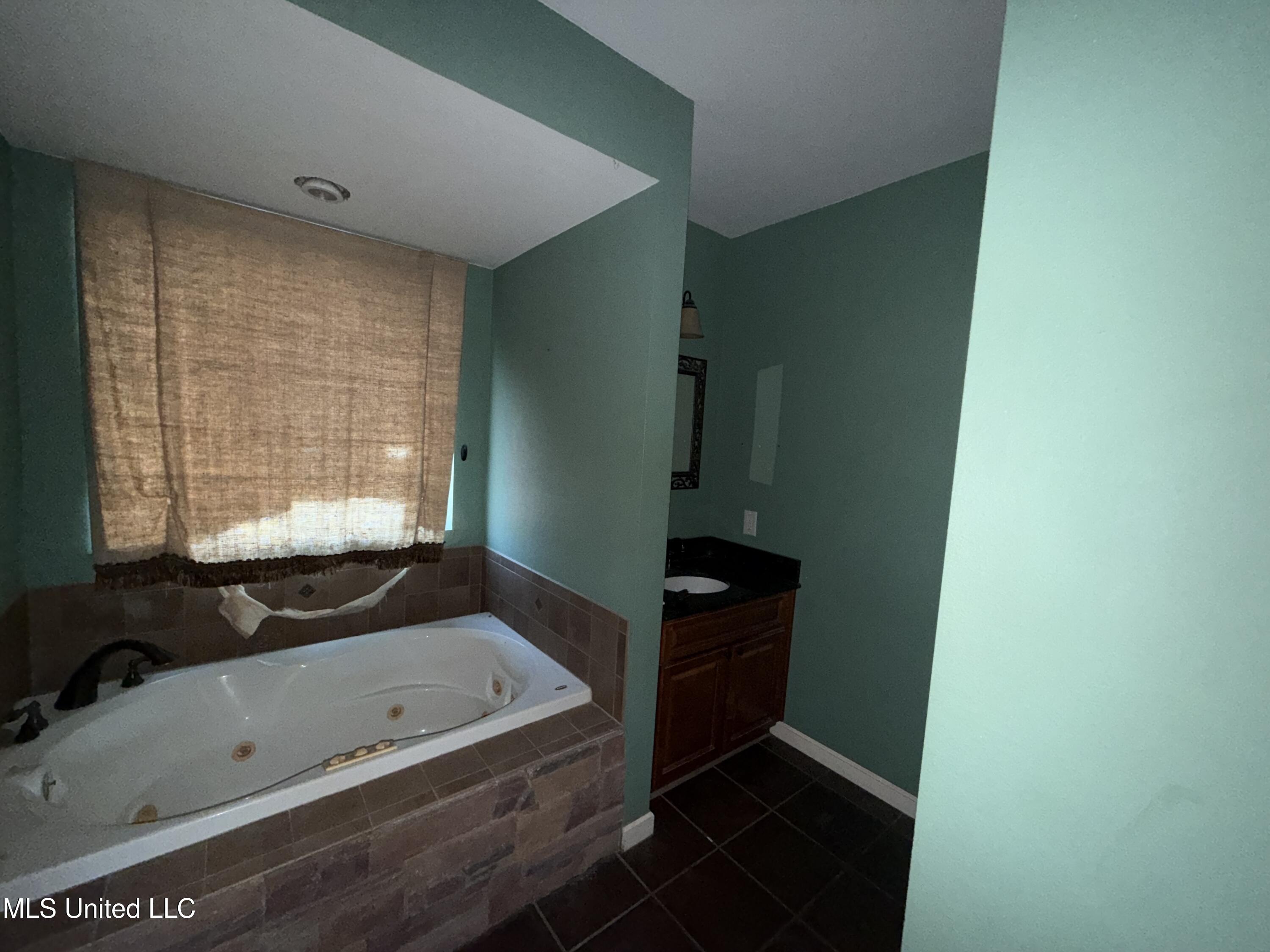 9140 Franklin Creek Road Moss Point, MS 39562 - Photo 12 of 26 IMG_4918