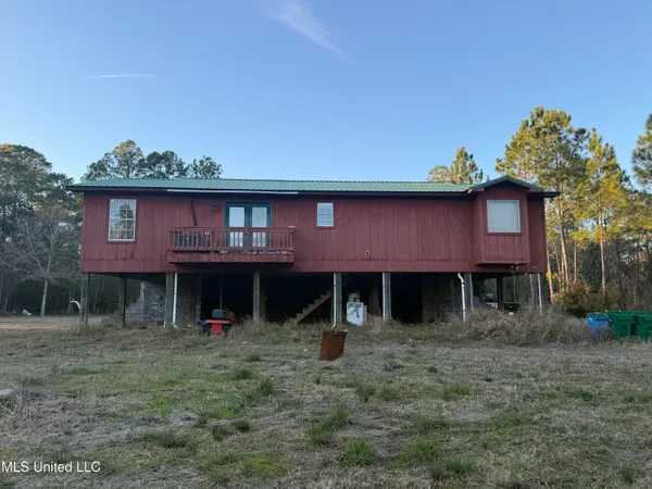 $179,900 | 9140 Franklin Creek Road, Moss Point, MS 39562