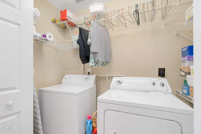 $359,000 | 1032 Estate Drive, Unit 1, Johnson City, TN 37604