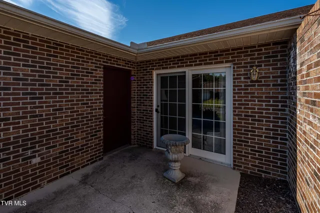 $359,000 | 1032 Estate Drive, Unit 1, Johnson City, TN 37604