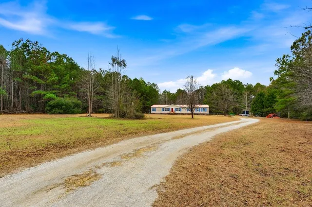 $300,000 | 181 EV Road, Loris, SC 29569