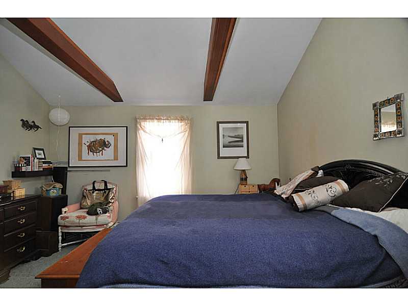 10 Zompa Road Barrington, RI 02806 - Photo 11 of 17 Bedroom.