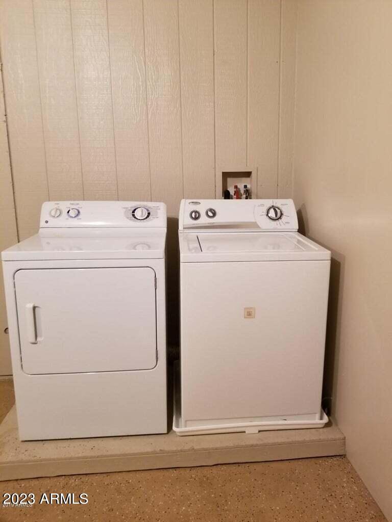 14420 North 39th Way Phoenix, AZ 85032 - Photo 21 of 24 a utility room with dryer and washer