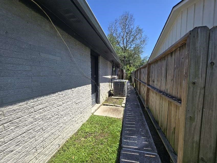 1307 Cactus Street Baytown, TX 77521 - Photo 13 of 15