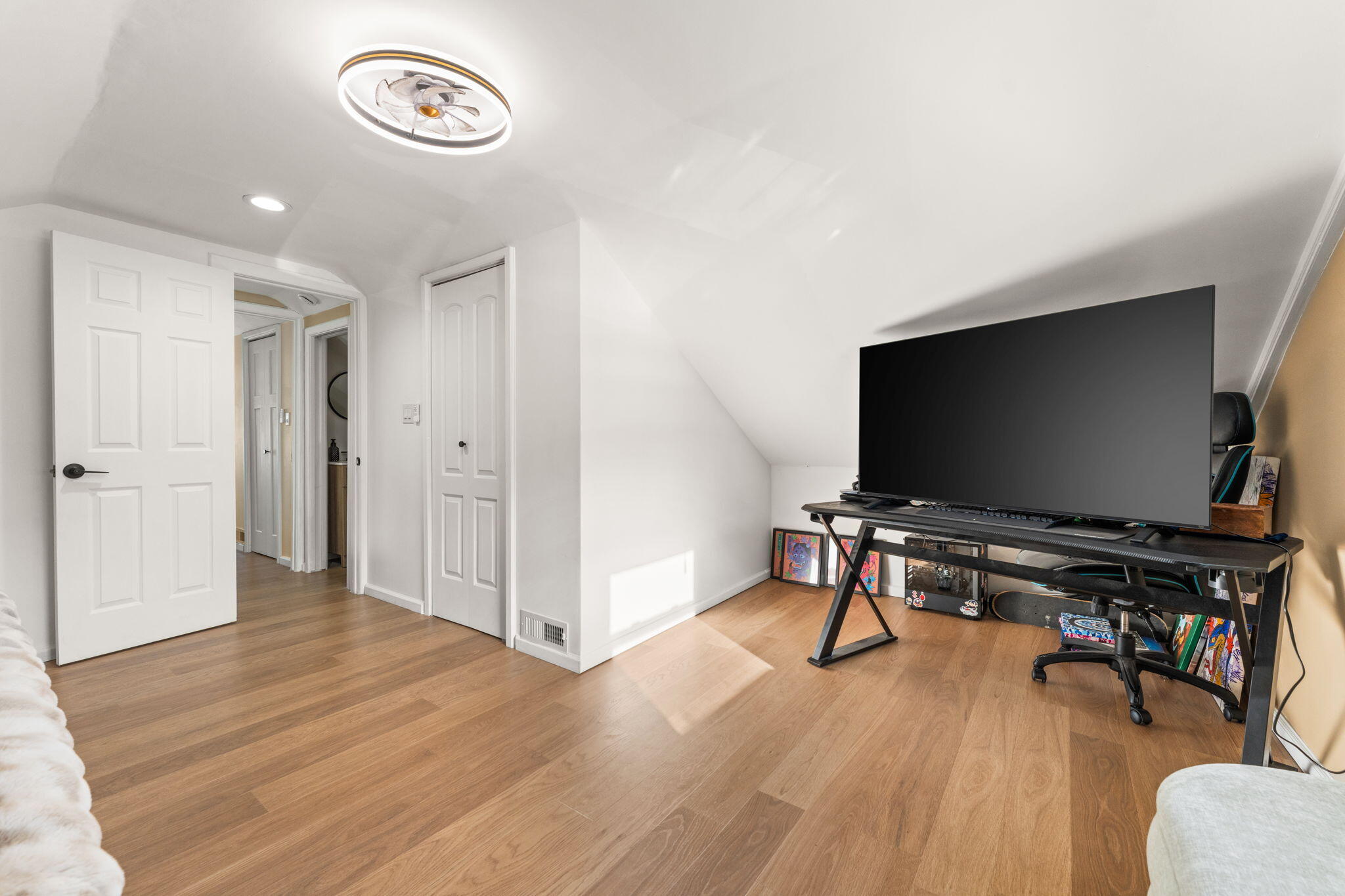 303 Union Street Valparaiso, IN 46383 - Photo 17 of 30 a living room with furniture and a flat screen tv