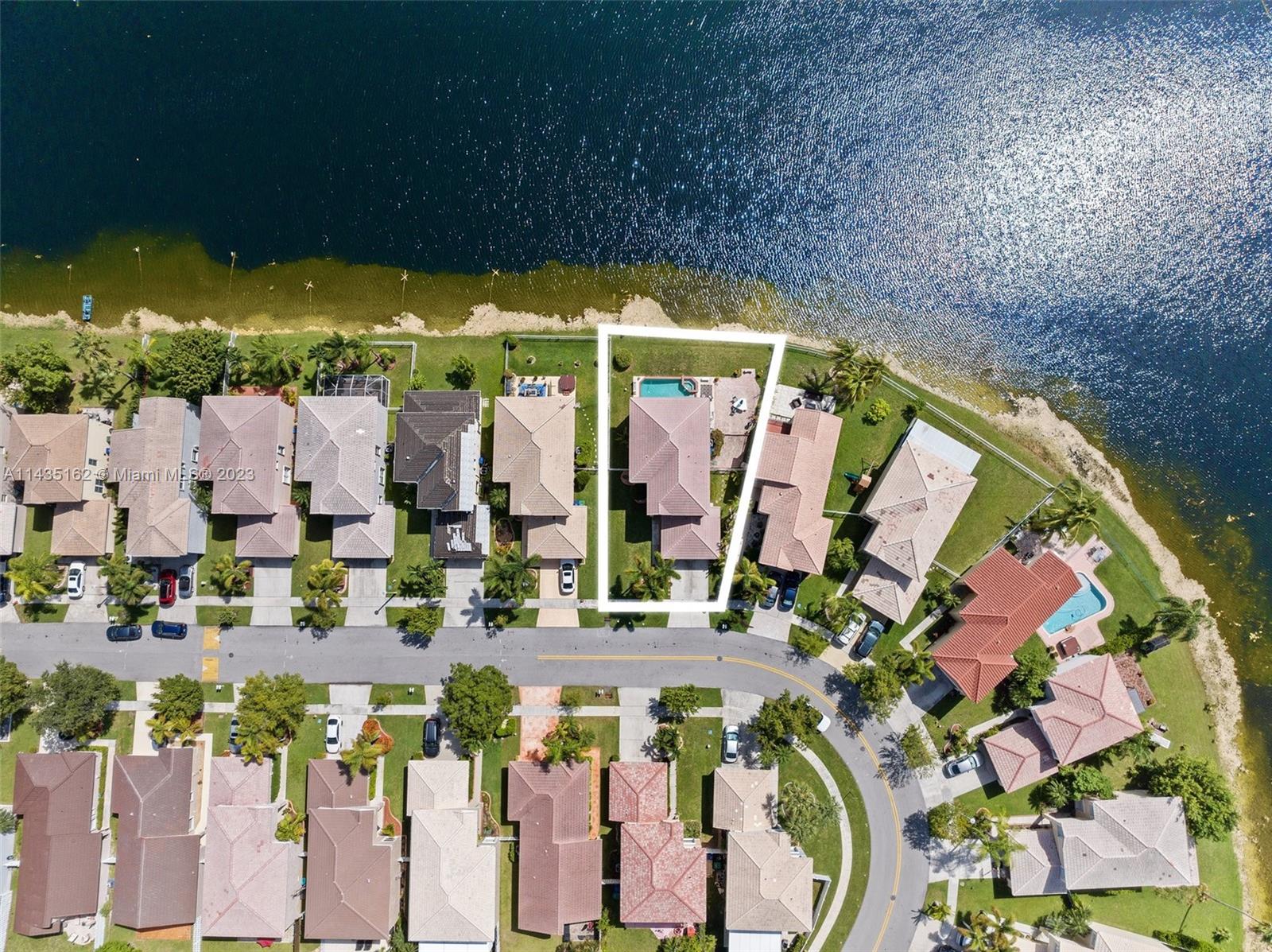 3165 Southwest 176th Way Miramar, FL 33029 - Photo 30 of 32