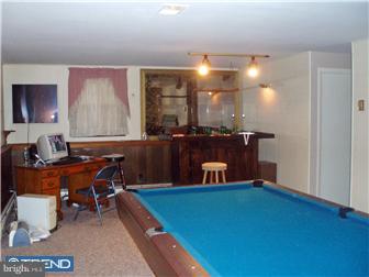 361 Dutch Row Road Elmer, NJ 08318 - Photo 11 of 12 Family Room