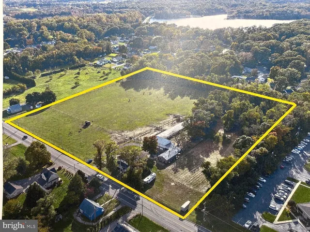 $685,000 | 81 Old Deerfield Pike, Bridgeton, NJ 08302