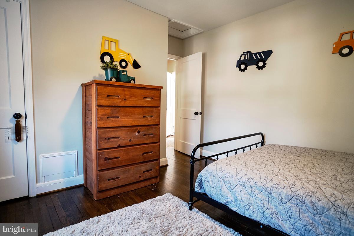 35 Briarwood Road Baltimore, MD 21228 - Photo 11 of 19 Gallery Image 11