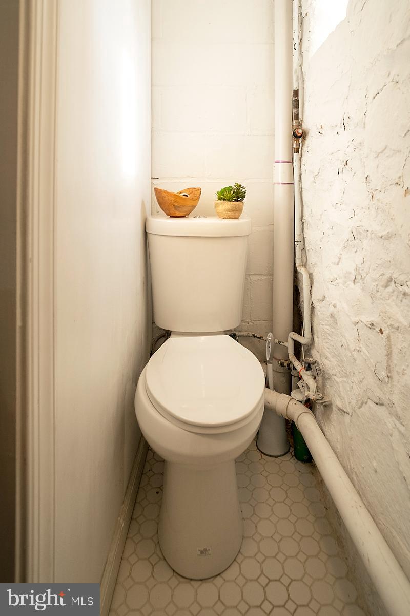 35 Briarwood Road Baltimore, MD 21228 - Photo 16 of 19 Gallery Image 16